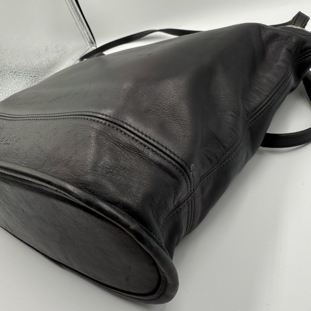 Coach Vintage 4242 Westport Hobo Bag - Picture 5 of 16